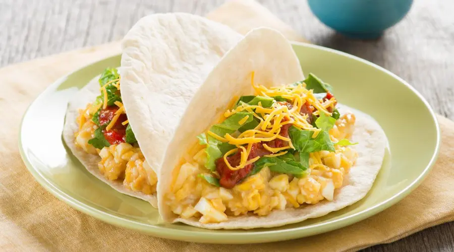 Tacos with Scrambled Eggs