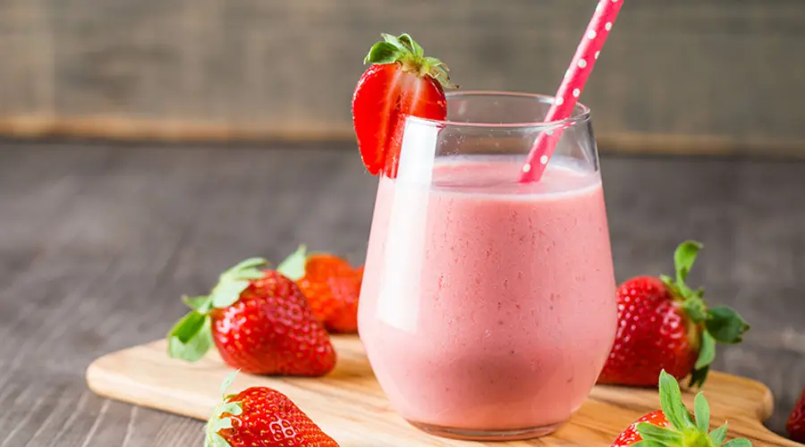 Smoothie with Strawberries is a healthy drink for your breakfast