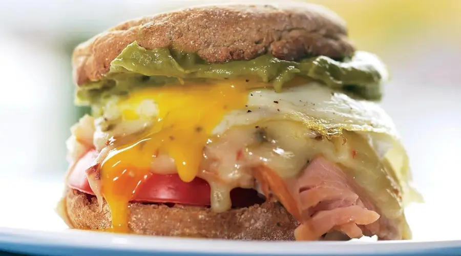 Sunrise Sandwich is a good source of proteins