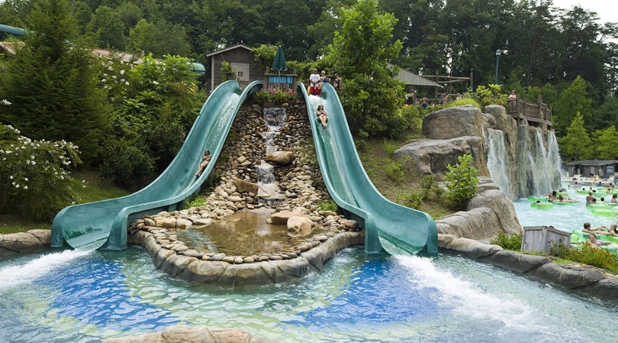 Splash Country has Illinois’ second largest lazy river,