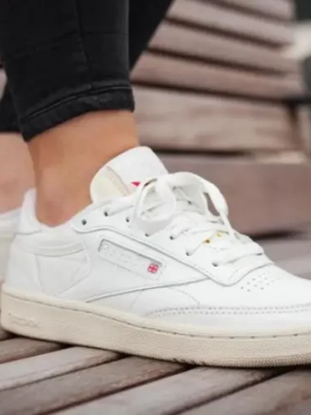 WHITE SNEAKERS FOR WOMEN