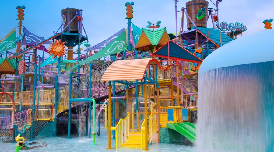 Swap out the sun for some waves at Aquatica