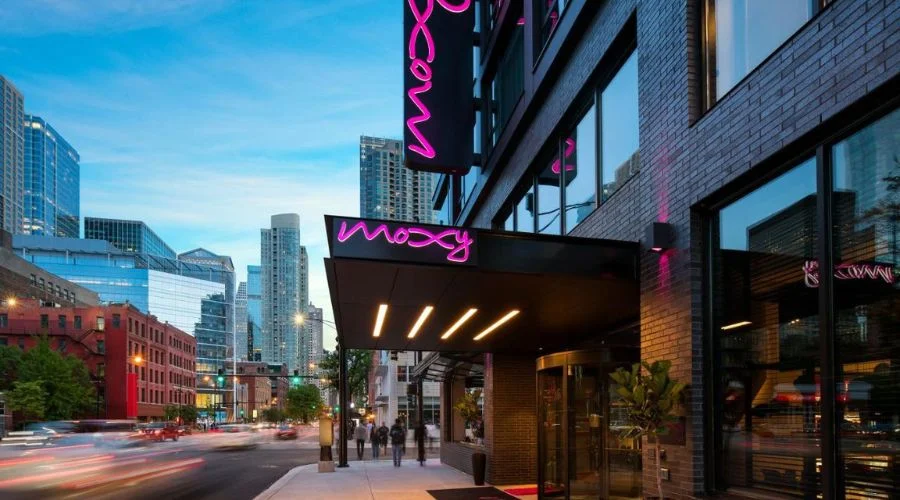 Moxy Chicago Downtown 