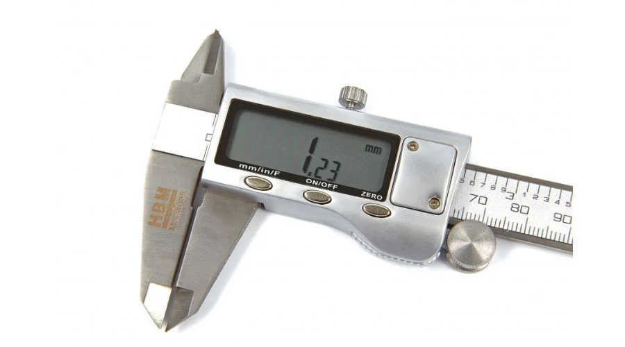 HBM Digital Calipers with Fraction Function