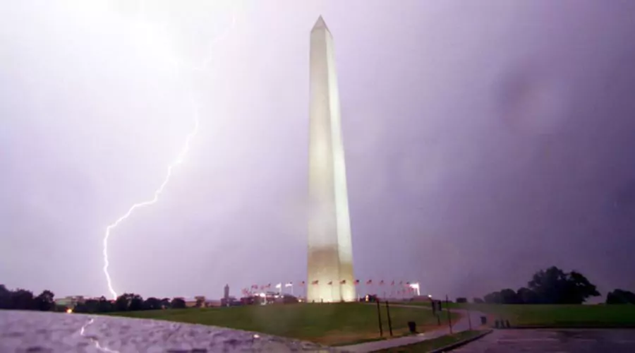 The Magical Experience of The Washington Monument