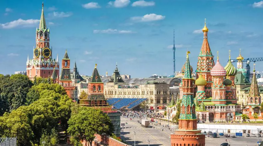 Ready to Fly to Moscow? Find Affordable Flights to Moscow, Russia with Emirates!