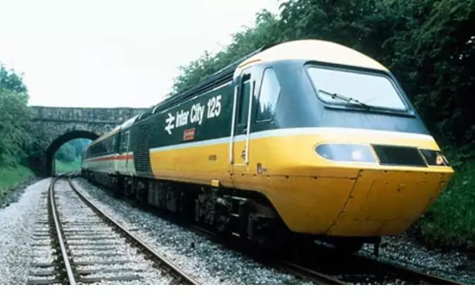 4-2025-08-25t112753282-68abfb6636c4e