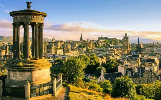 6-2025-08-23t114916039-68a95d710dcb9