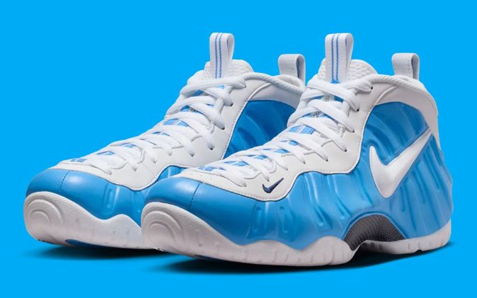 3 Nike Air Foamposite Pro 'University Blue & White'