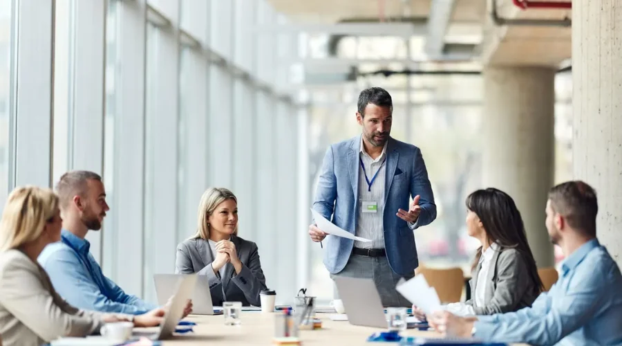 Leadership and Management Programs for Governance-Oriented Professionals
