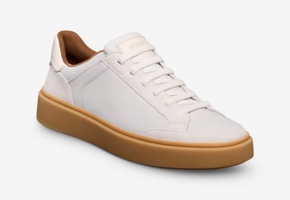 Oliver Slip-on Stretch-lace Sneaker