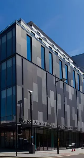 MBA in Operations Management | Neonpolice
