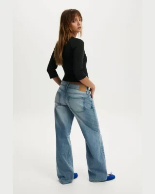Petite Low Rise Straight Jean (1)